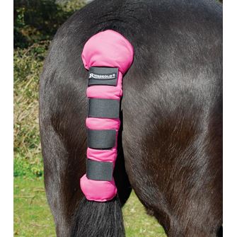 Rhinegold Cotton Quilted Tailguard (Raspberry)