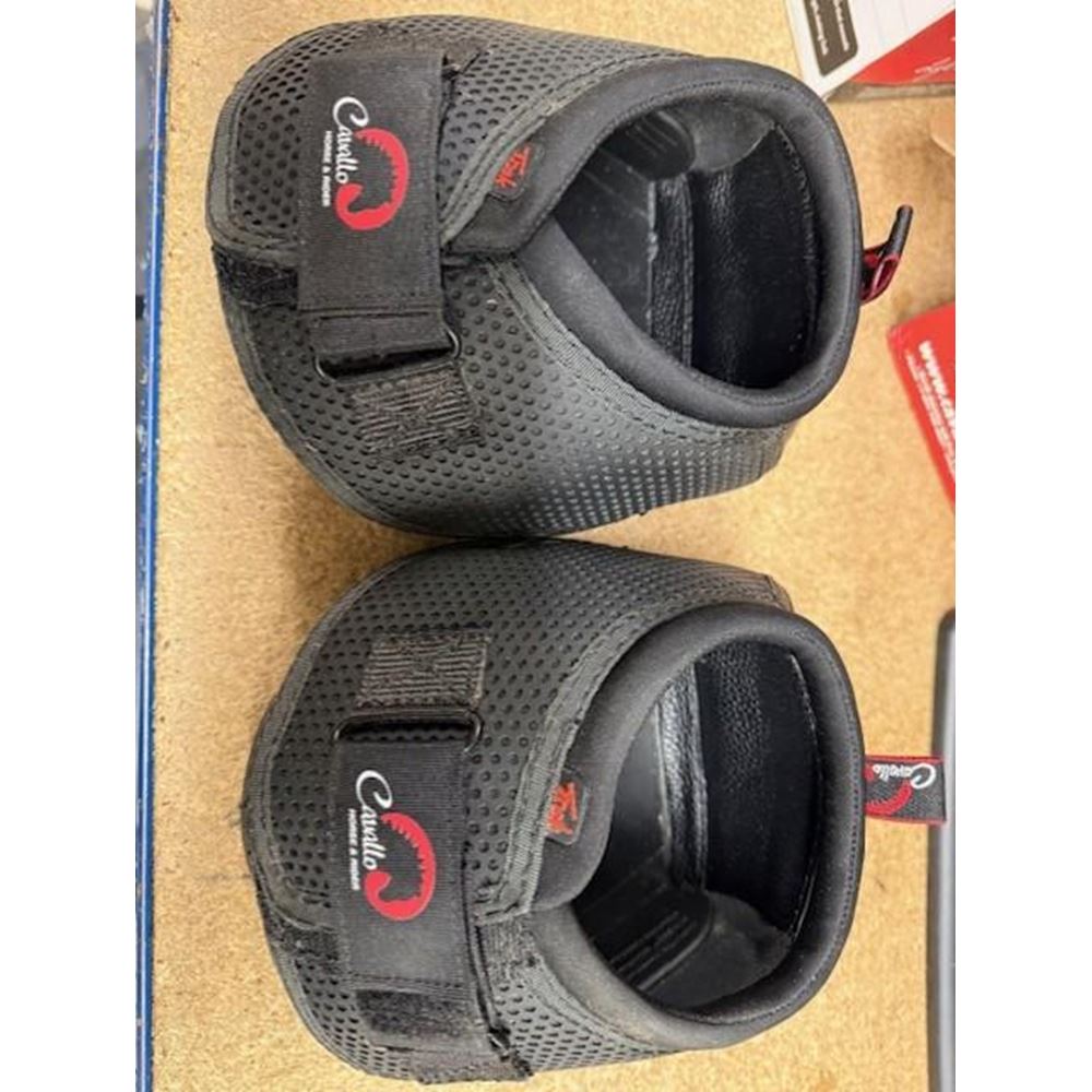 Cavallo Trek Hoof Boot (Regular or Slim ) Black PAIR Size 6 *NEW but Not Quite Pristine*