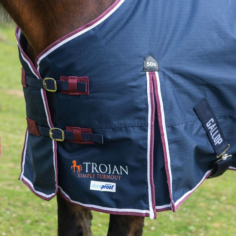 Gallop Trojan DURAPROOF 50 Turnout Rug (Navy/Burgundy)