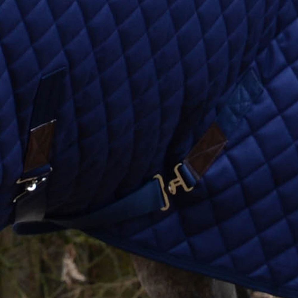 Weatherbeeta Comfitec Deluxe Diamond Quilt Standard Neck Stable Rug