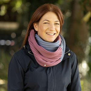 Hy Equestrian Synergy Luxury Snood (Grape/Riviera)
