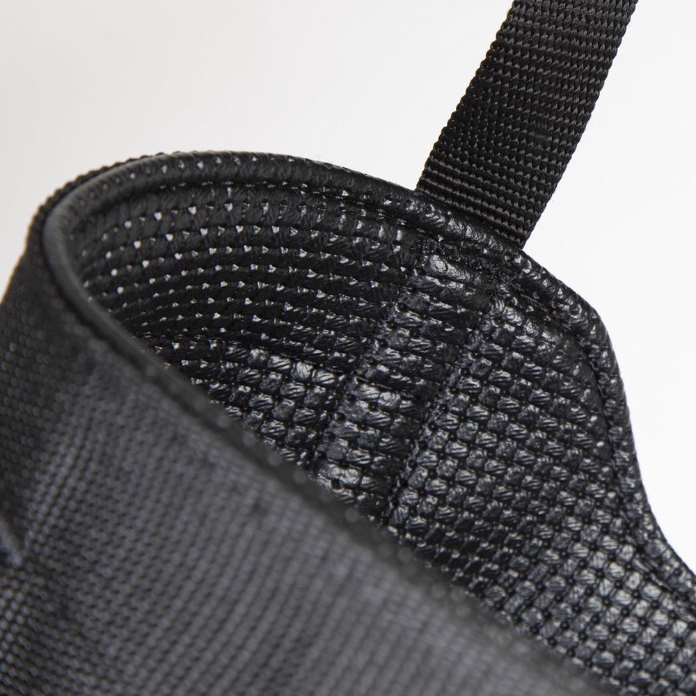 Shires FreeGraze Comfort Grazing Muzzle