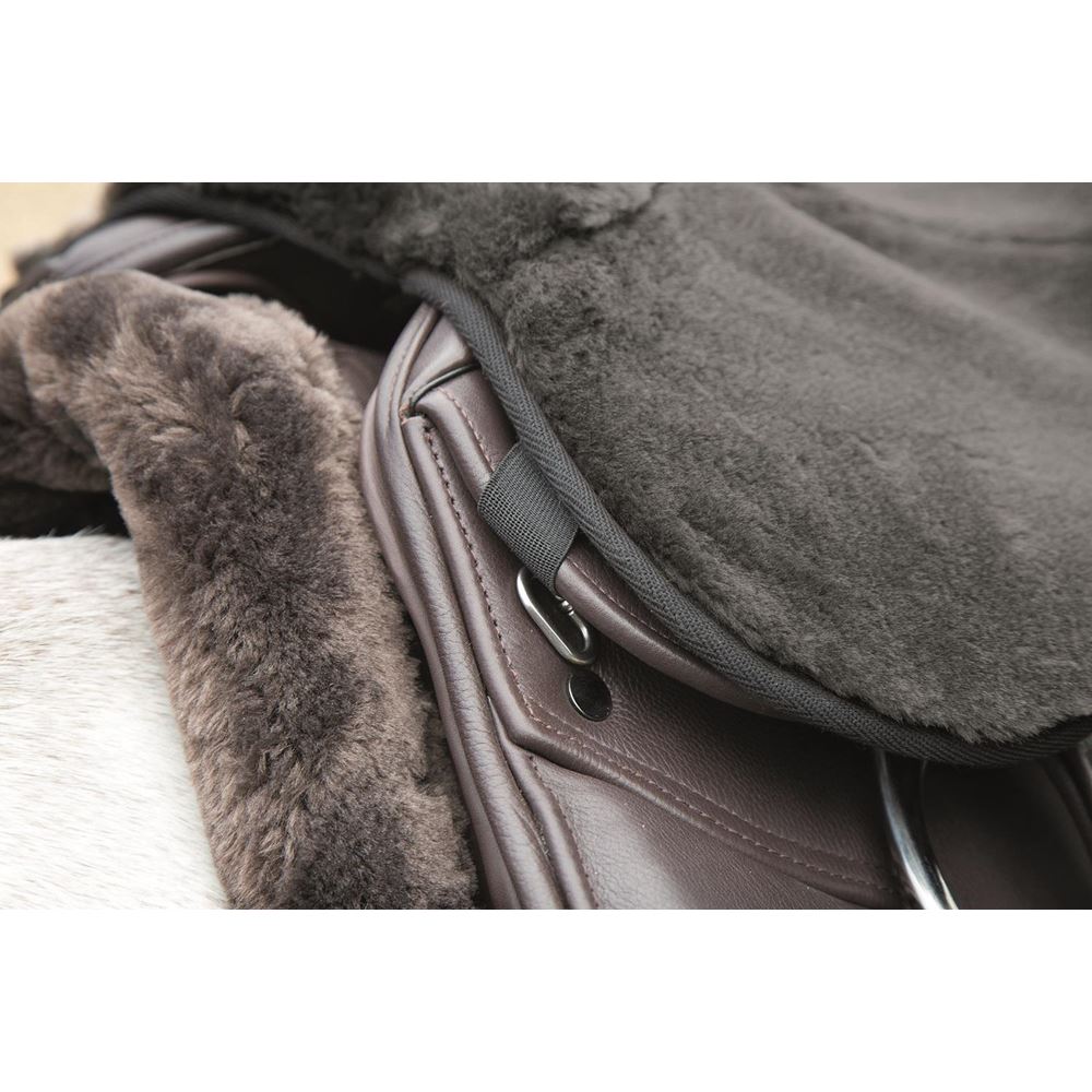 Shires Performance SupaFleece Seat Saver