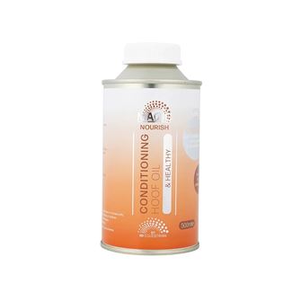 Magic Nourish Conditioning Hoof Oil by Hy Equestrian