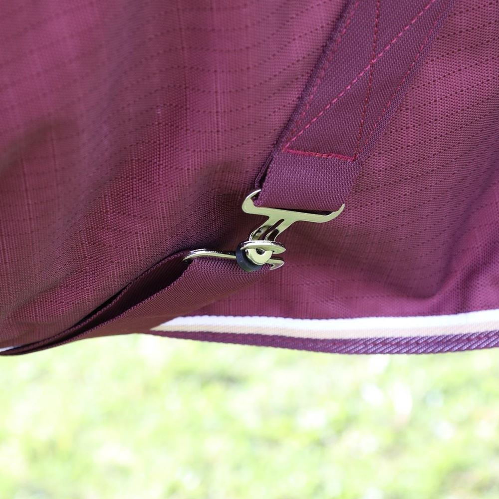 Shires Highlander Plus 100 Turnout Rug (Maroon)