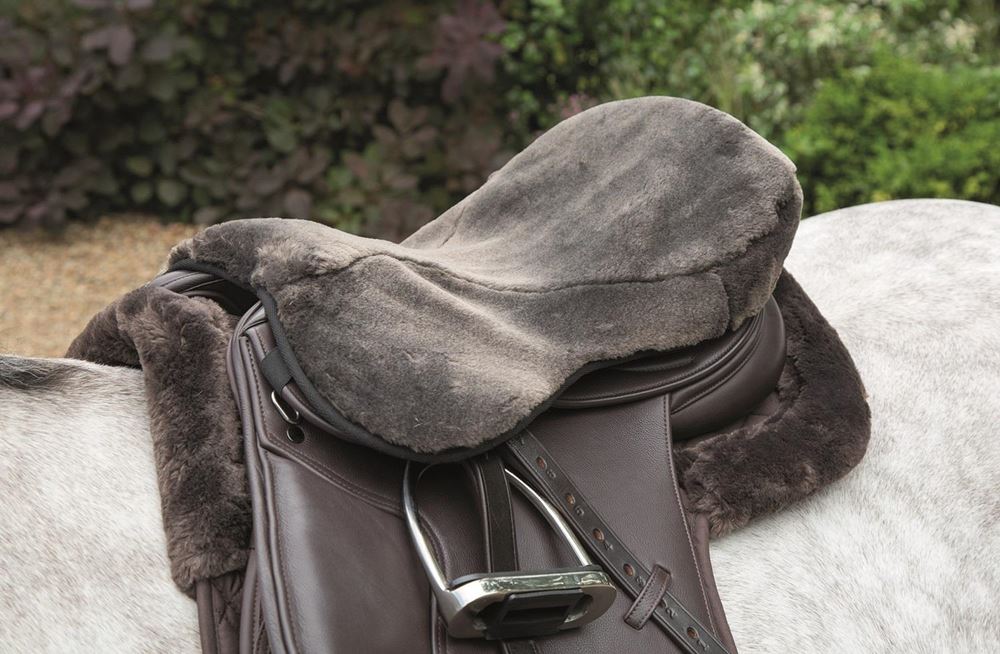 Shires Performance SupaFleece Seat Saver