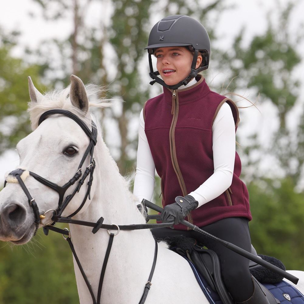Shires Aubrion Core Fleece Gilet - Young Rider (Maroon)