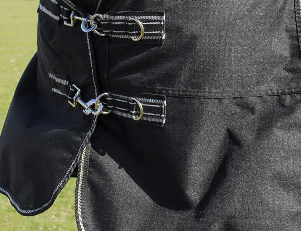 Rhinegold Mini Dottie Torrent Outdoor Rug - 0g (Navy/Red Spot)