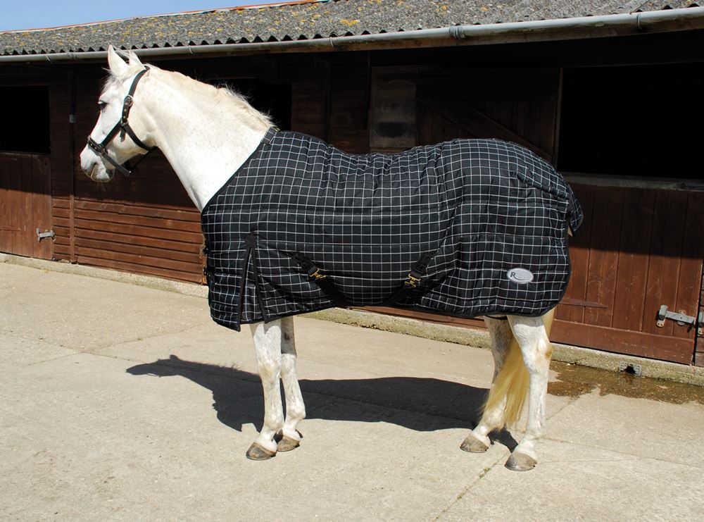 Rhinegold Vegas Stable Quilted Rug - 350g (Black)