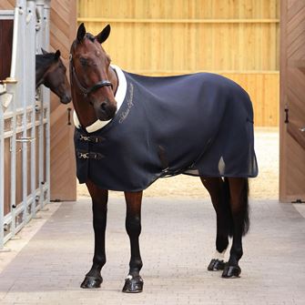 Shires Deluxe Air Motion Cooler Rug (Navy)