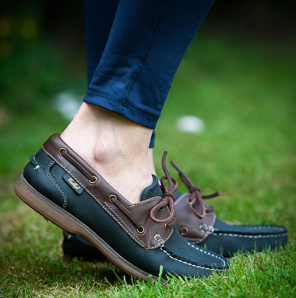 Gallop Deck Shoe (Navy)