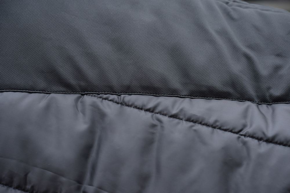 Weatherbeeta Comfitec Channel Quilt Therapy-Tec Detach-A-Neck Medium