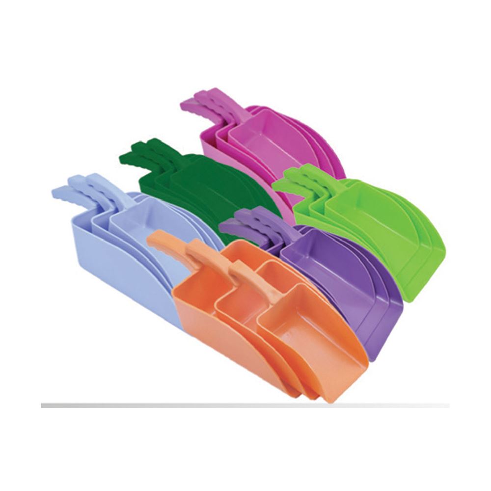 Harold Moore Feed Scoop - Small