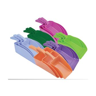 Harold Moore Feed Scoop - Small