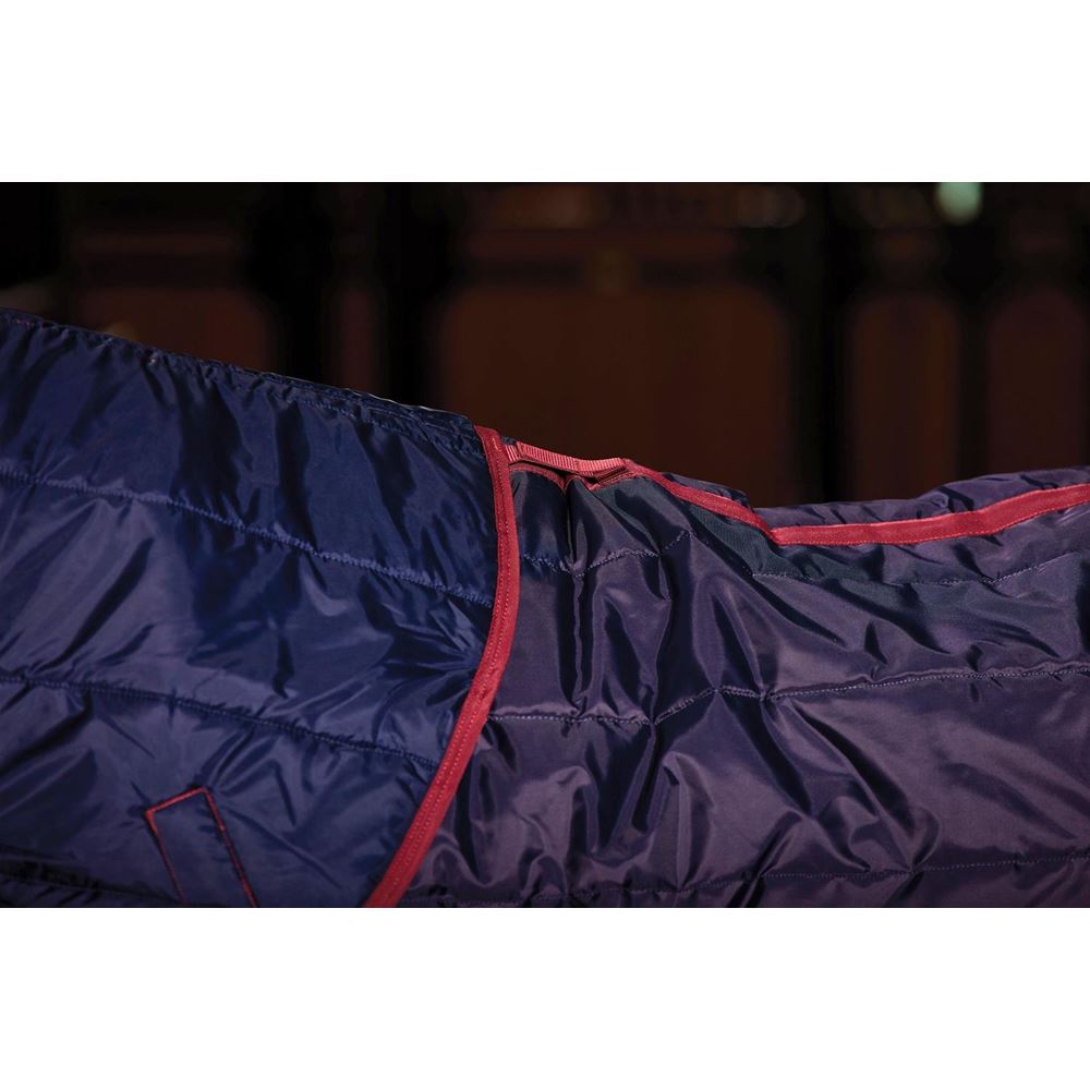 Weatherbeeta Comfitec 210D Channel Quilt Stable Combo - 100g (Navy/Burgundy)