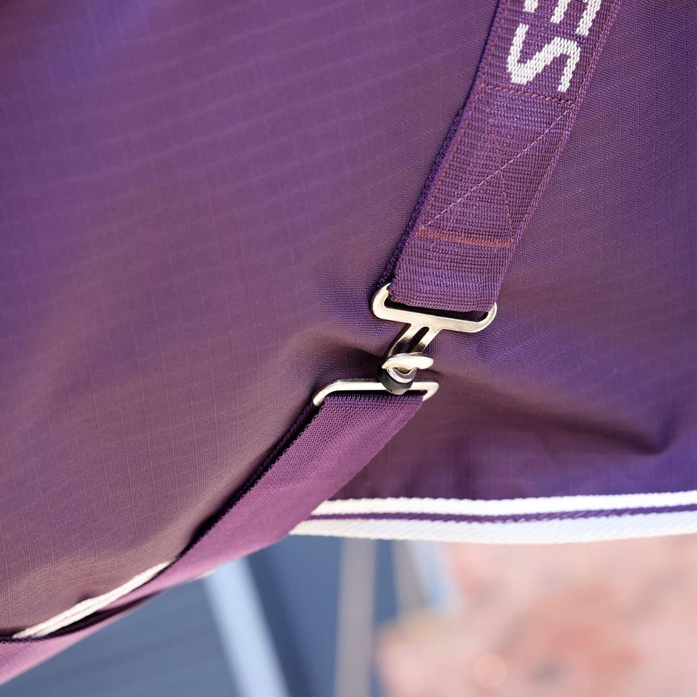 Shires Highlander Original 100 Turnout Rug & Neck Set (Plum)