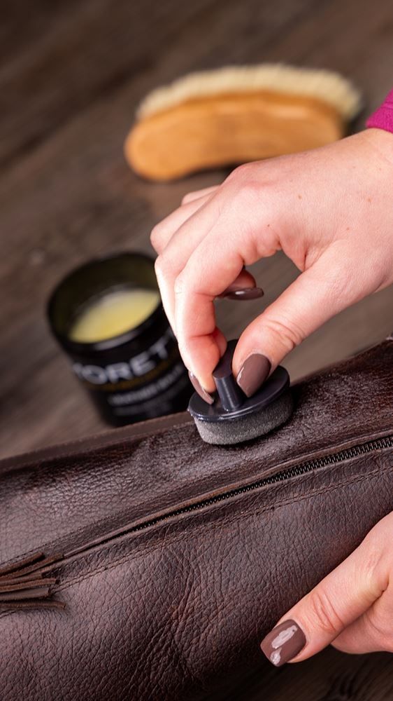 Shires Moretta Leather Balm (Clear)