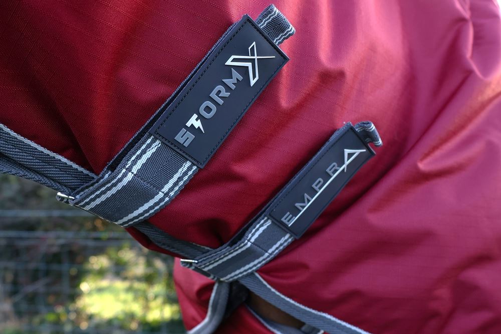 Hy Equestrian StormX Empra 200g Turnout Rug with Detachable Neck (Navy/Burgundy)