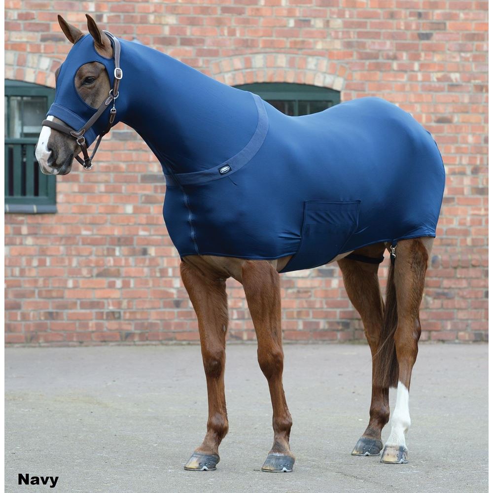 Weatherbeeta Stretch Rug with Belly Closure
