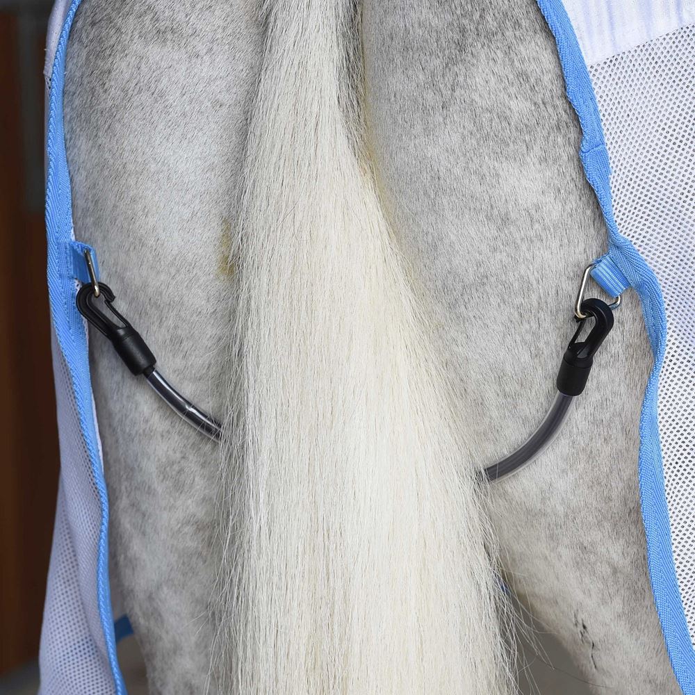 Weatherbeeta Air-Tec Cooler Rug (White/Blue)