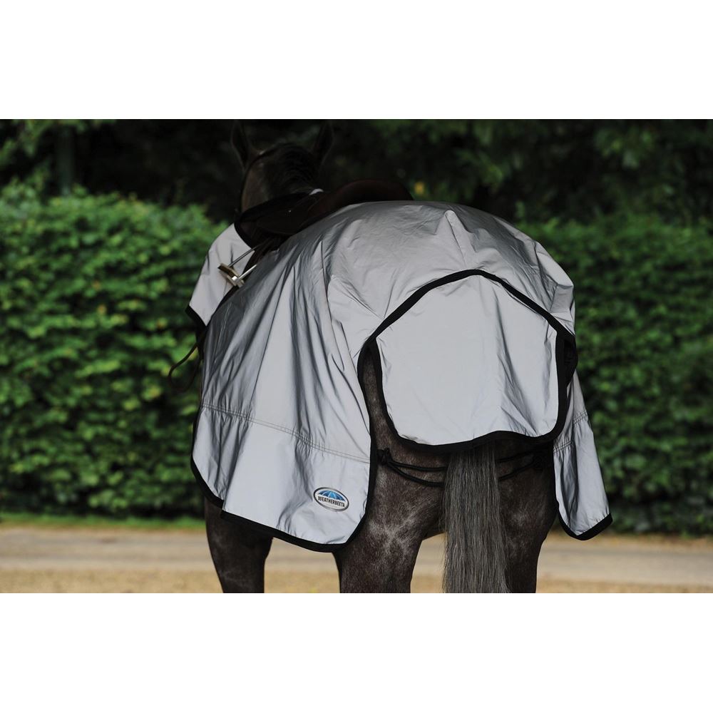 Weatherbeeta Reflective Wrap Around Exercise Sheet