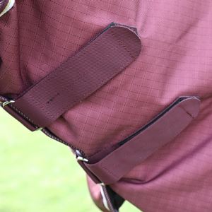 Shires Highlander Plus 100 Combo Turnout Rug (Maroon)
