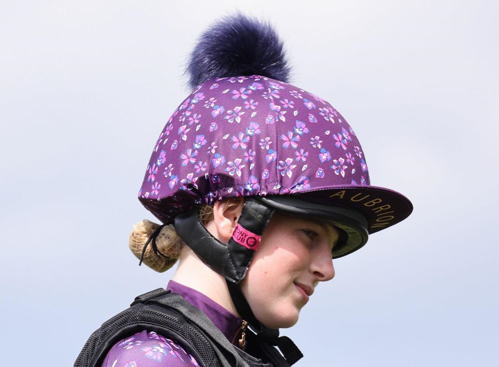 Shires Aubrion Hyde Park Riding Hat Cover - Young Rider (Flower)