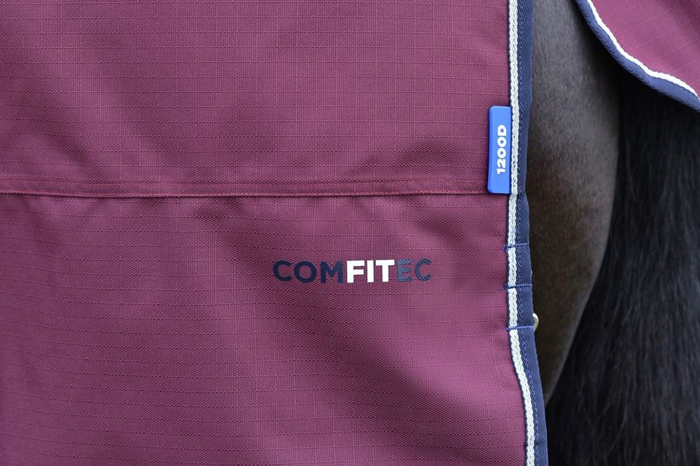 Weatherbeeta Comfitec Essential Turnout Combo - 50g (Burgundy/Navy)