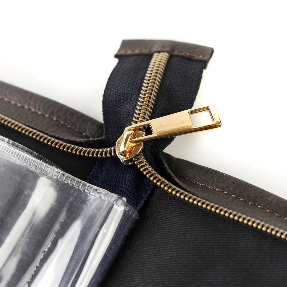 Shires Aubrion Horse Passport Folder (Navy)